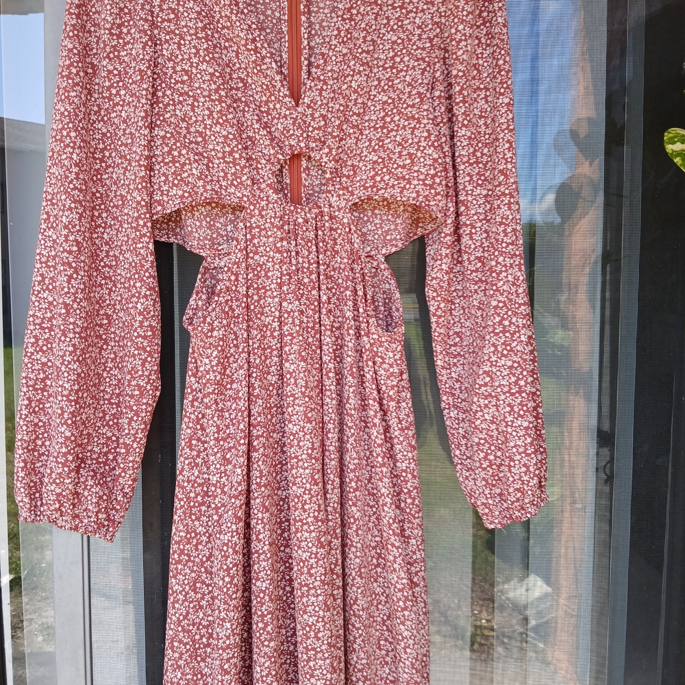 Mittoshop Red Floral Long Sleeve Dress